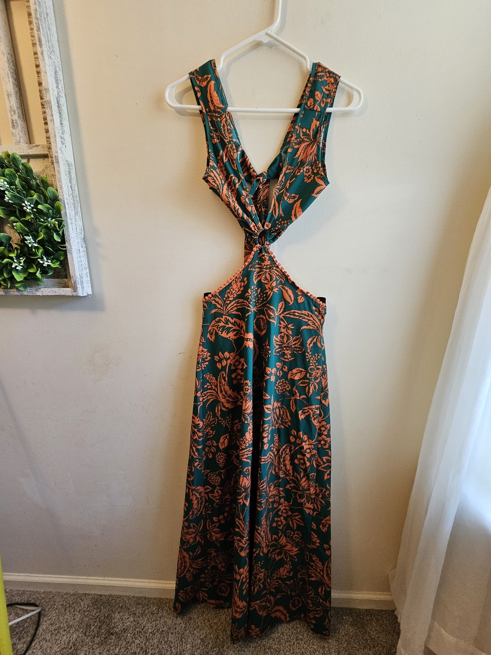 SHEIN Green Maxi Dress with Orange Floral Print and Cutout
